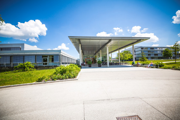 1606_KlinikHöhenried_Corporate_91.Eingang (1)